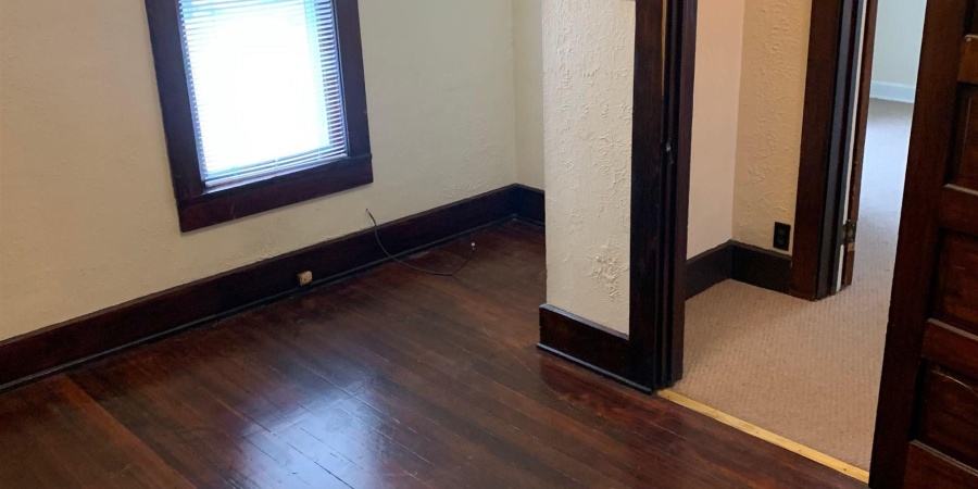 424 E Cottage Grove Avenue, Bloomington, Indiana 47408-3609,MLS,202538690