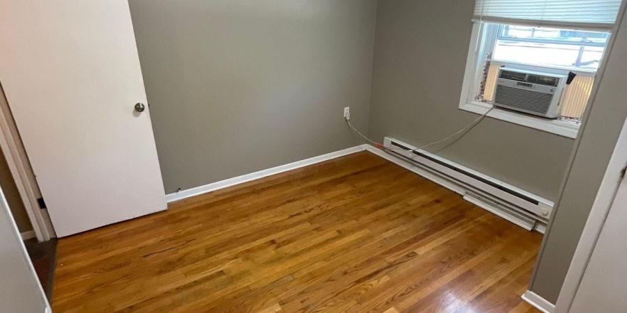 422 E Cottage Grove Avenue, Bloomington, Indiana 47408-3609,MLS,202538703