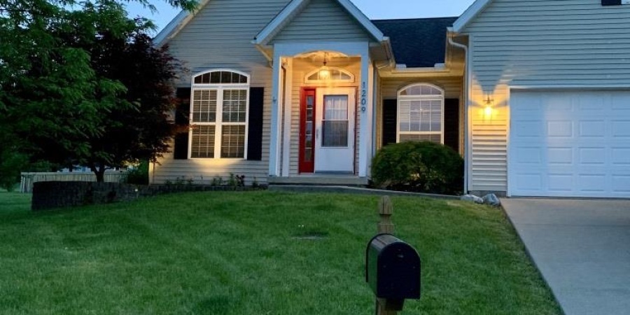 1209 W Aspen Court, Bloomington, Indiana 47404,MLS,202538664