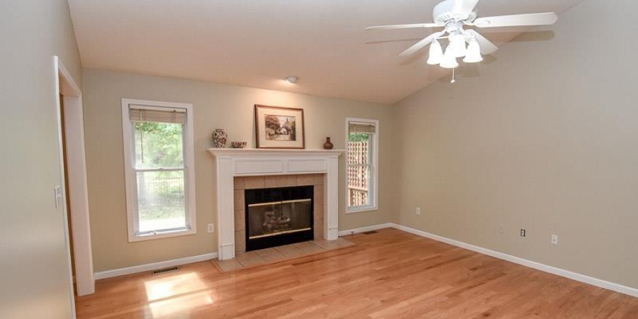 4592 E Donington Drive, Bloomington, Indiana 47401-9480,MLS,202538854