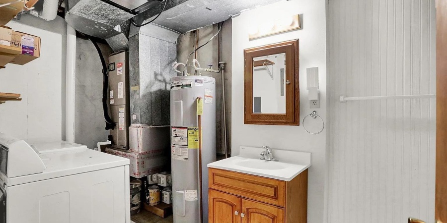 564 E Graham Place, Bloomington, Indiana 47401,MLS,202529596