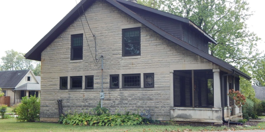 2028 Washington Ave, Bedford, Indiana 47421,MLS,202538877