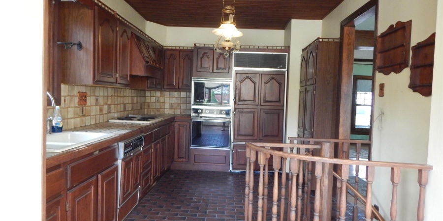 2028 Washington Ave, Bedford, Indiana 47421,MLS,202538877