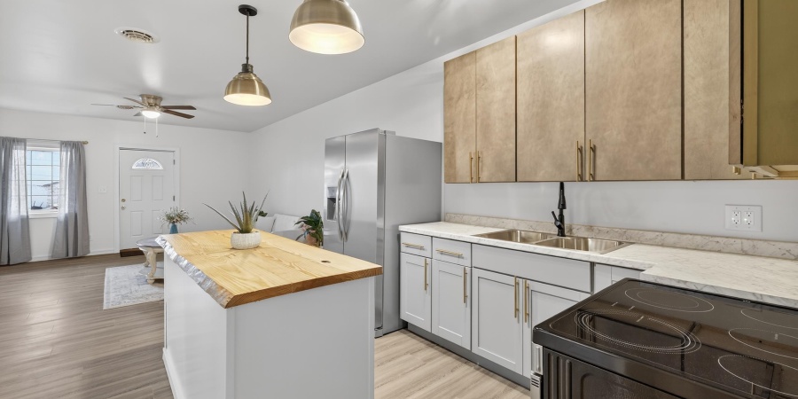 607 W Warren St - Unit B, Mitchell, Indiana 47446,MLS,202538935