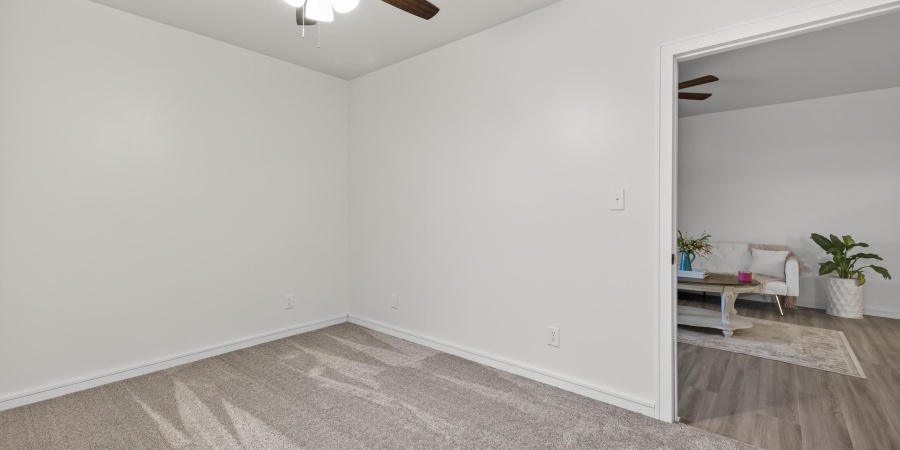 607 W Warren St - Unit B, Mitchell, Indiana 47446,MLS,202538935