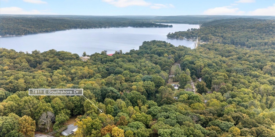 7811 E Southshore Drive, Unionville, Indiana 47468-9794,MLS,202539031