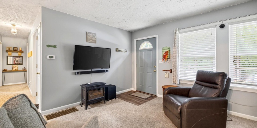 7811 E Southshore Drive, Unionville, Indiana 47468-9794,MLS,202539031