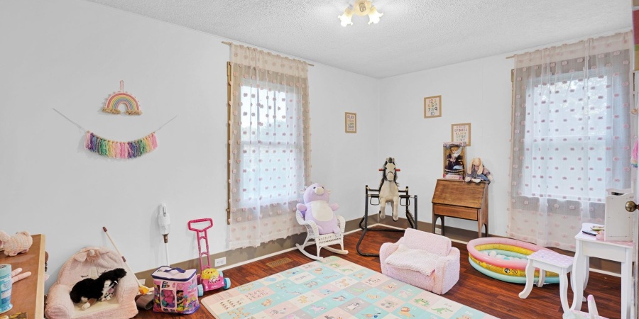 1125 Dixie Highway, Mitchell, Indiana 47446,MLS,202539096