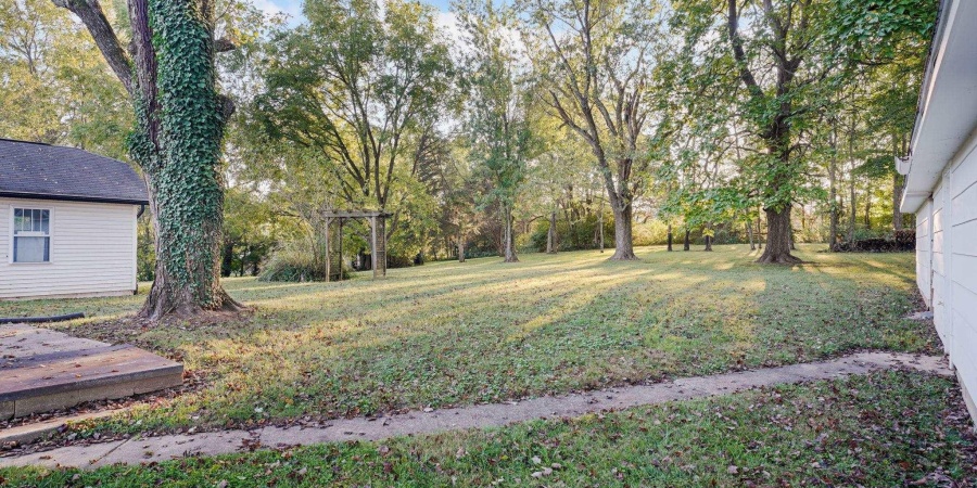 1125 Dixie Highway, Mitchell, Indiana 47446,MLS,202539096