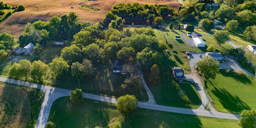 1125 Dixie Highway, Mitchell, Indiana 47446,MLS,202539096