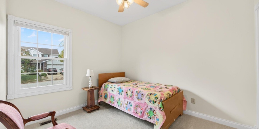 933 S Fenbrook Court, Bloomington, Indiana 47401,MLS,202539130