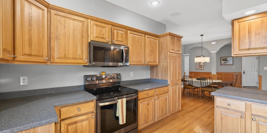 933 S Fenbrook Court, Bloomington, Indiana 47401,MLS,202539130