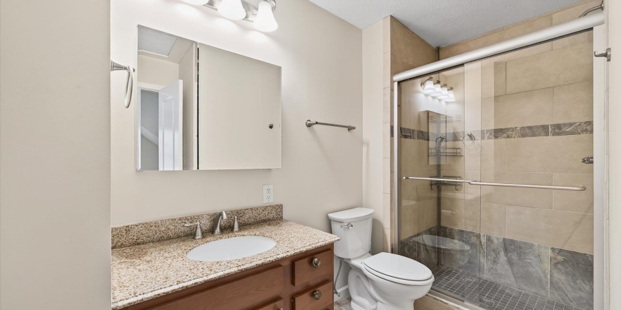 1210 S Park Avenue, Bloomington, Indiana 47401-6008,MLS,202539167