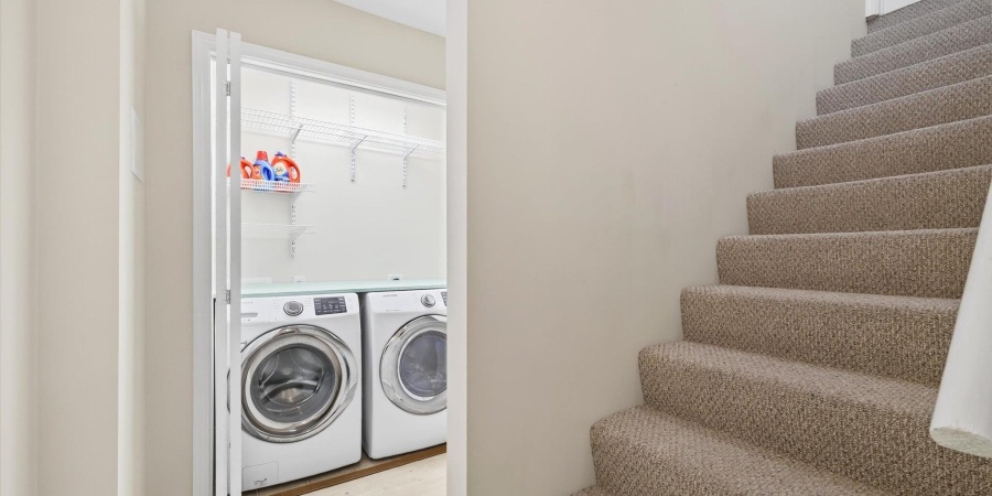 1210 S Park Avenue, Bloomington, Indiana 47401-6008,MLS,202539167