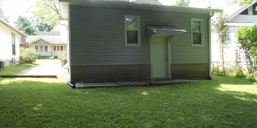 215 E 12th Street, Bloomington, Indiana 47408,MLS,202539236