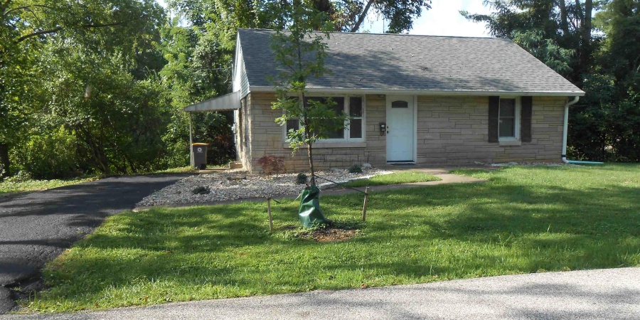 2304 E 4th Street, Bloomington, Indiana 47408,MLS,202539237