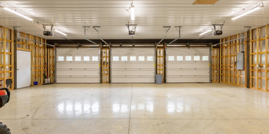 9045 E Pine Road, Bloomfield, Indiana 47424,MLS,202539317