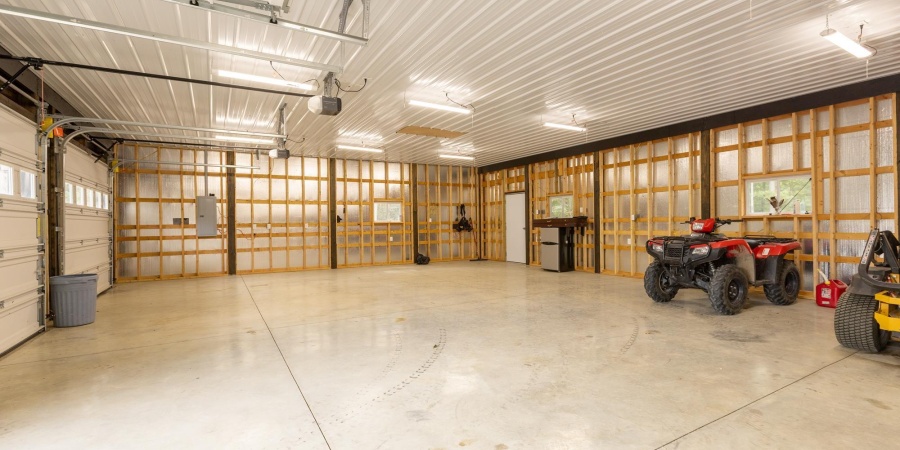 9045 E Pine Road, Bloomfield, Indiana 47424,MLS,202539317