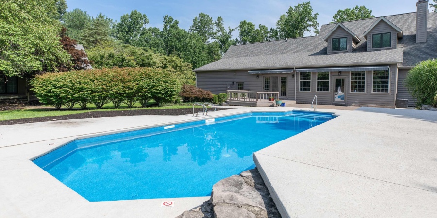 5200 S Leonard Springs Road, Bloomington, Indiana 47403-9026,MLS,202539330