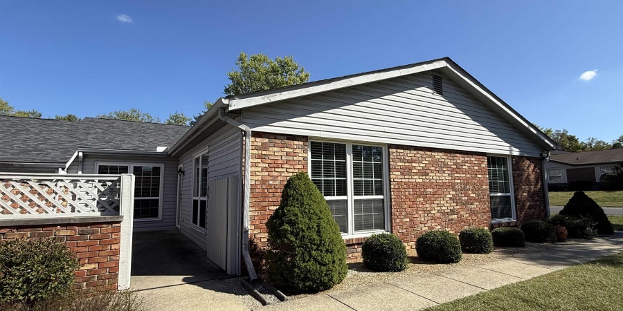 551 E Waterloo Court, Bloomington, Indiana 47401,MLS,202539436