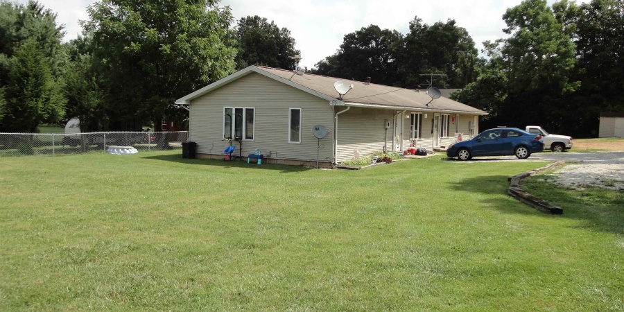 300 & 302 Yockey Estates, Mitchell, Indiana 47446,MLS,202539571