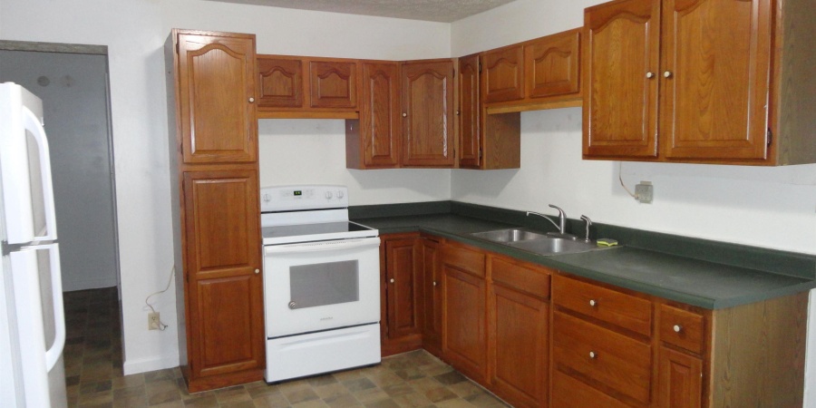 300 & 302 Yockey Estates, Mitchell, Indiana 47446,MLS,202539571