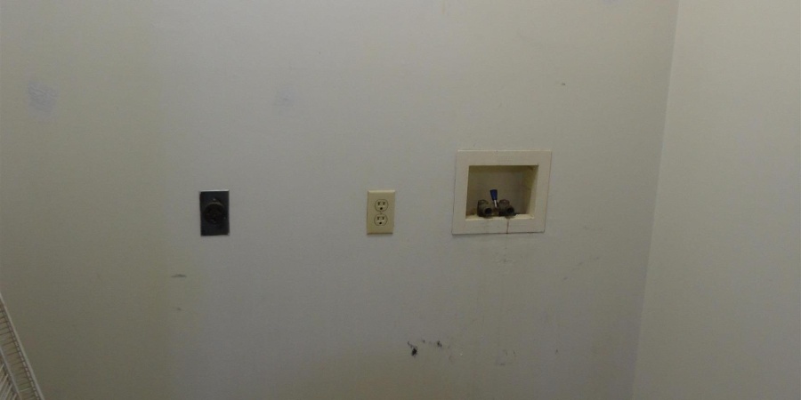 300 & 302 Yockey Estates, Mitchell, Indiana 47446,MLS,202539571