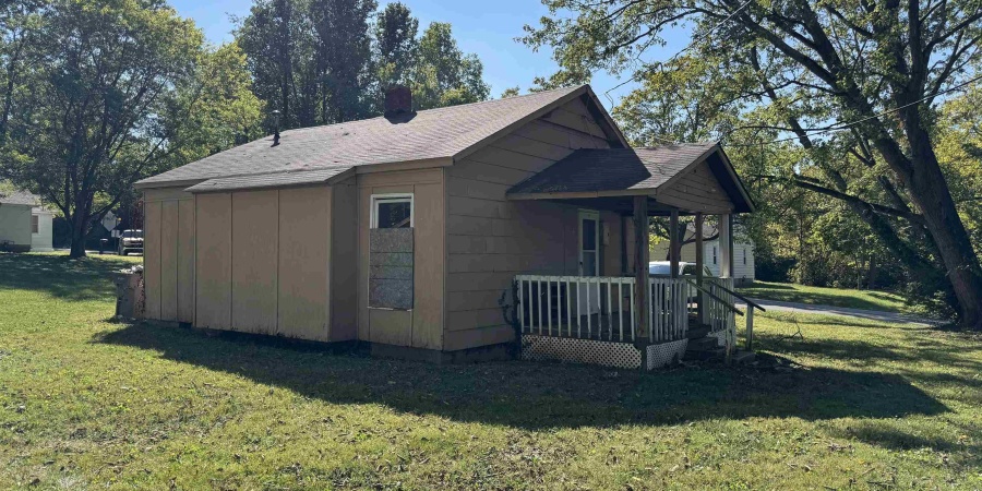 1015 W Gourley Pike, Bloomington, Indiana 47404,MLS,202539592