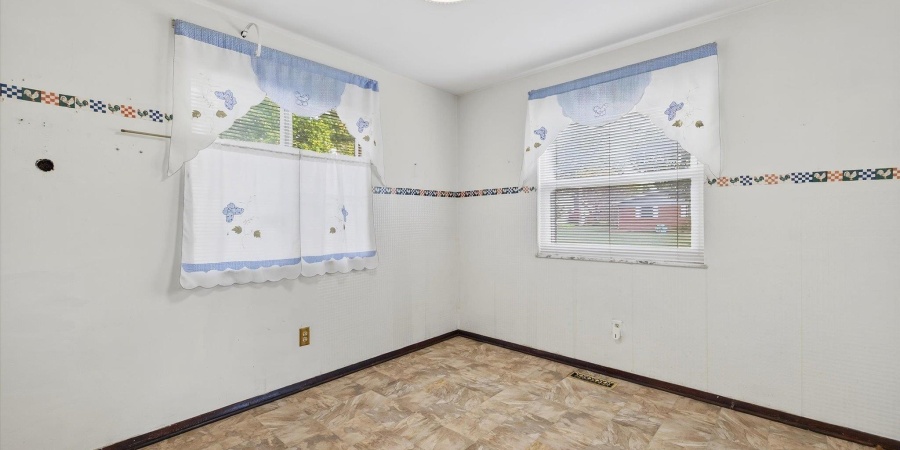 824 S Hickory Drive, Bloomington, Indiana 47403,MLS,202539513