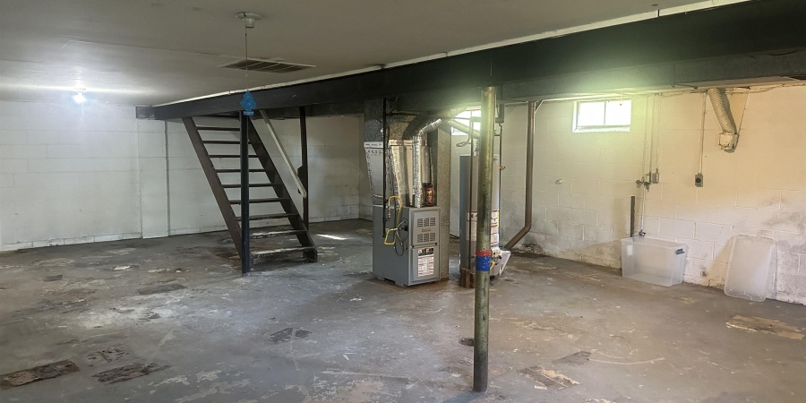 3521 W Tapp Road, Bloomington, Indiana 47403-3148,MLS,202539627