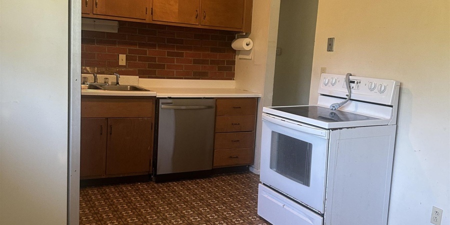 3521 W Tapp Road, Bloomington, Indiana 47403-3148,MLS,202539627