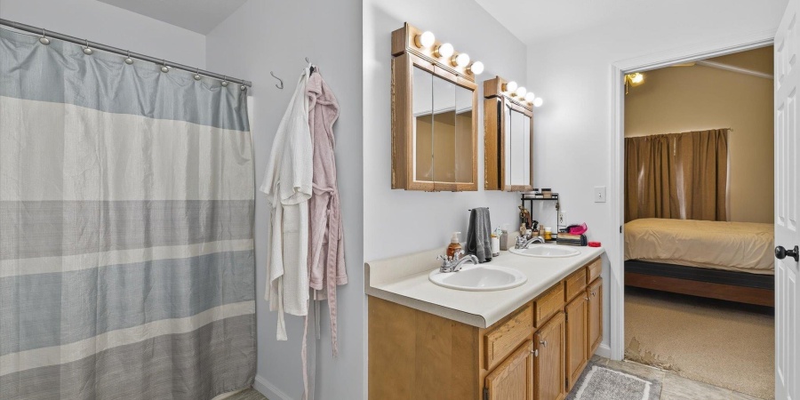 1232 E Marigold Drive, Bloomington, Indiana 47401,MLS,202539658