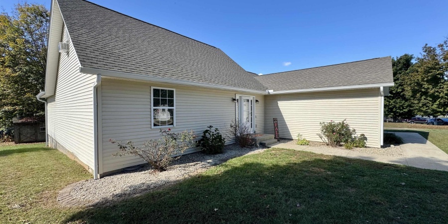 1232 E Marigold Drive, Bloomington, Indiana 47401,MLS,202539658