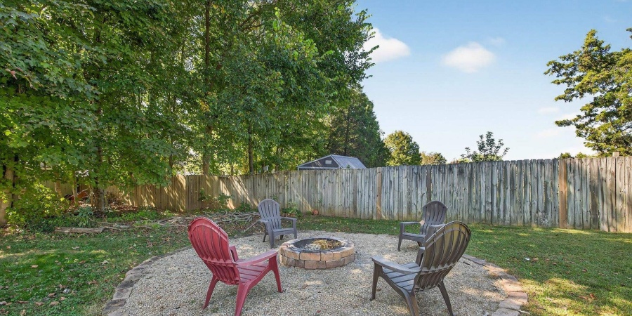 1232 E Marigold Drive, Bloomington, Indiana 47401,MLS,202539658