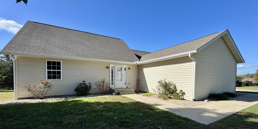 1232 E Marigold Drive, Bloomington, Indiana 47401,MLS,202539658