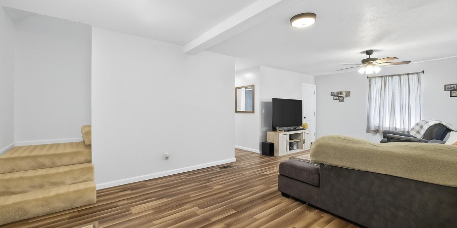 1232 E Marigold Drive, Bloomington, Indiana 47401,MLS,202539658