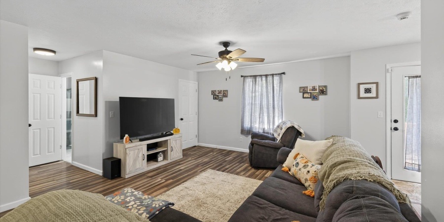 1232 E Marigold Drive, Bloomington, Indiana 47401,MLS,202539658