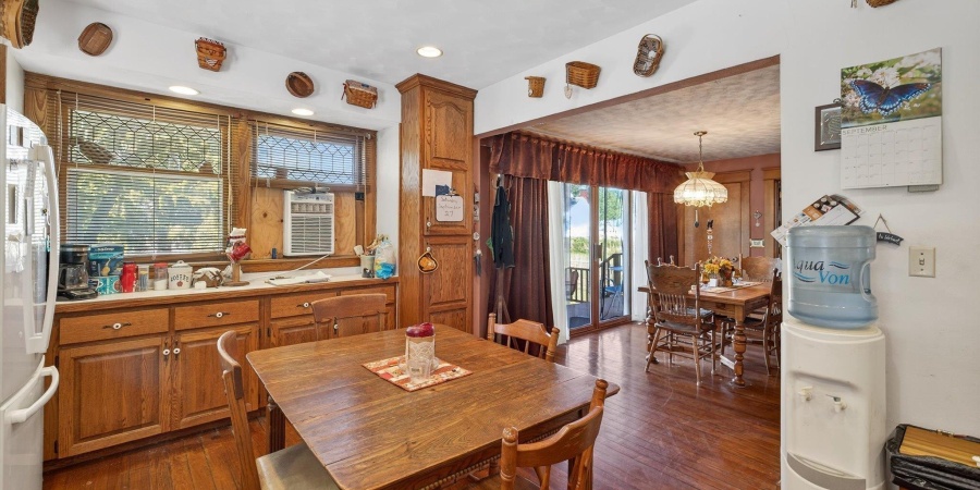 430 W Spring Street, Bloomfield, Indiana 47424-1110,MLS,202539687