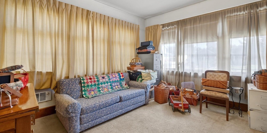 430 W Spring Street, Bloomfield, Indiana 47424-1110,MLS,202539687