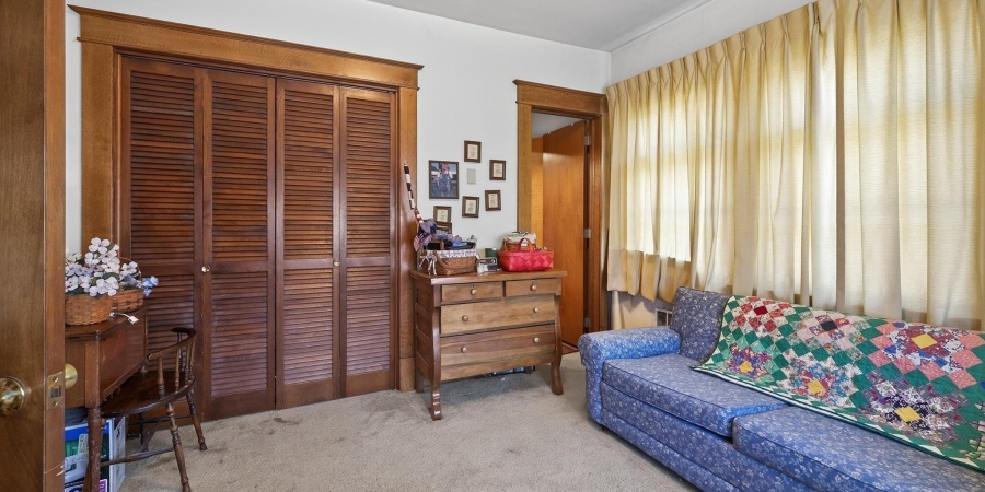 430 W Spring Street, Bloomfield, Indiana 47424-1110,MLS,202539687