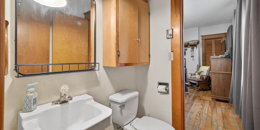 430 W Spring Street, Bloomfield, Indiana 47424-1110,MLS,202539687