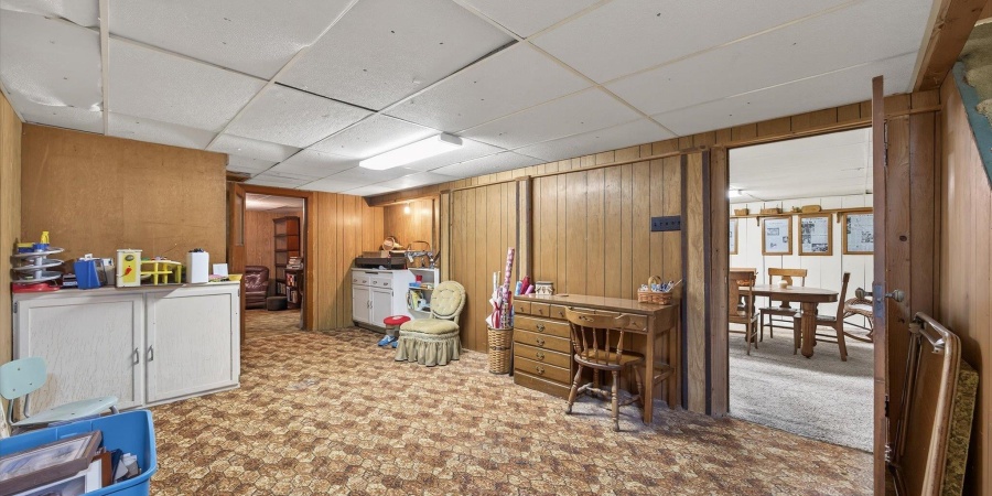 430 W Spring Street, Bloomfield, Indiana 47424-1110,MLS,202539687