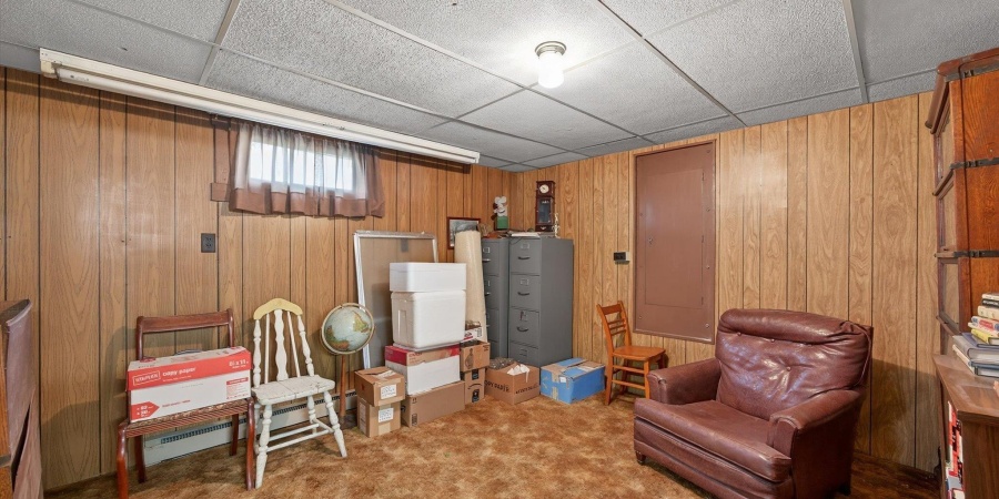 430 W Spring Street, Bloomfield, Indiana 47424-1110,MLS,202539687