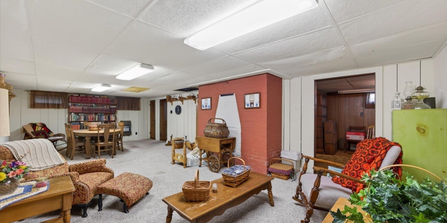 430 W Spring Street, Bloomfield, Indiana 47424-1110,MLS,202539687