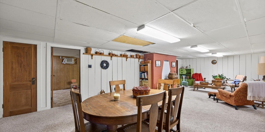 430 W Spring Street, Bloomfield, Indiana 47424-1110,MLS,202539687