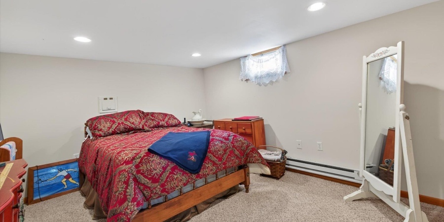 430 W Spring Street, Bloomfield, Indiana 47424-1110,MLS,202539687