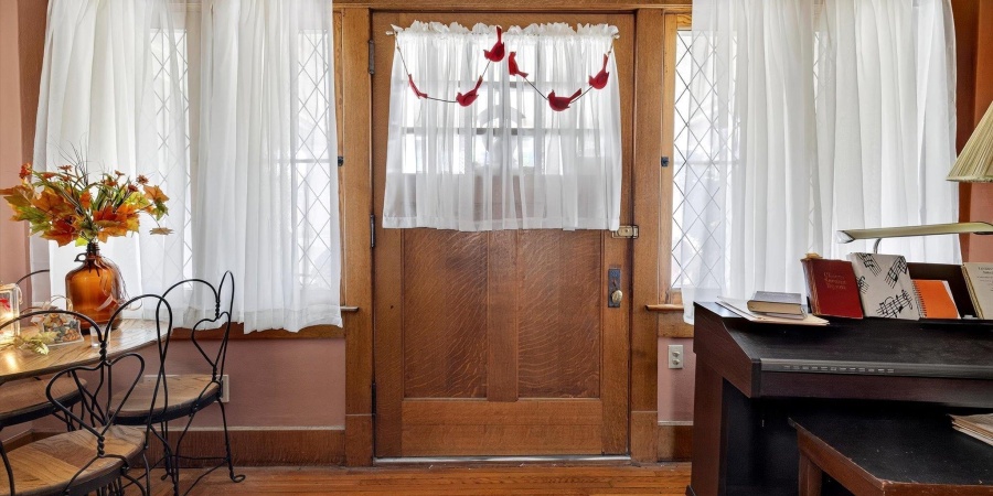 430 W Spring Street, Bloomfield, Indiana 47424-1110,MLS,202539687