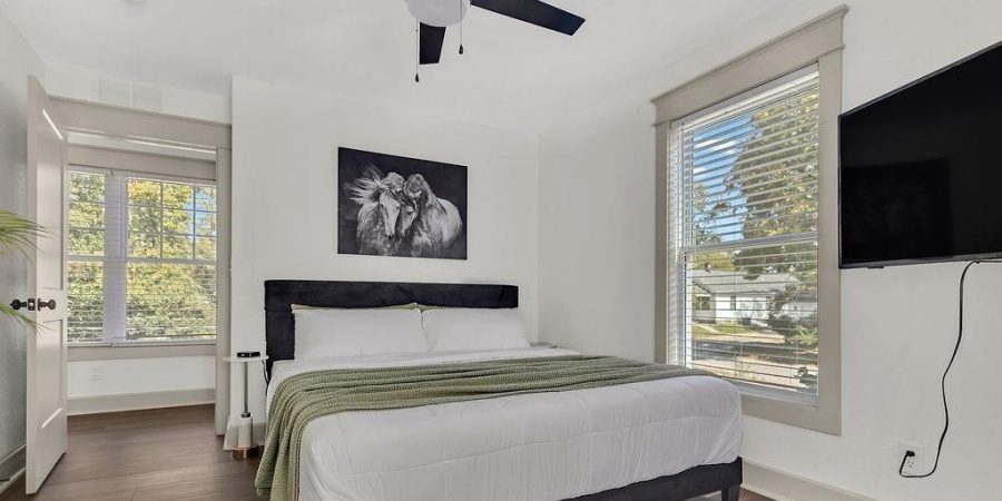 1122 S Fess Avenue, Bloomington, Indiana 47401,MLS,202539751