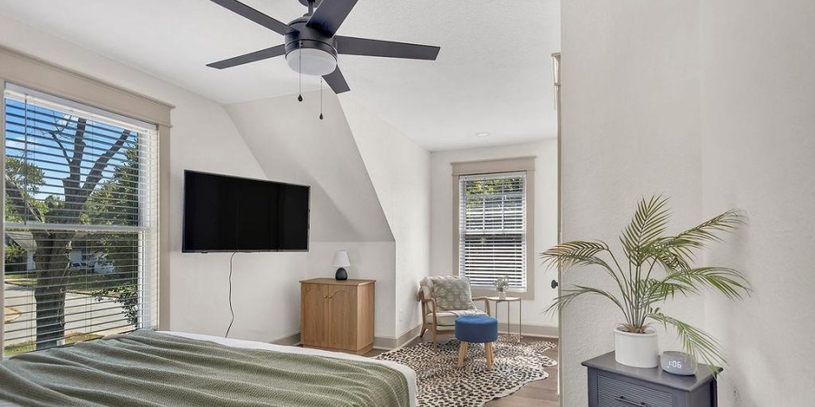 1122 S Fess Avenue, Bloomington, Indiana 47401,MLS,202539751