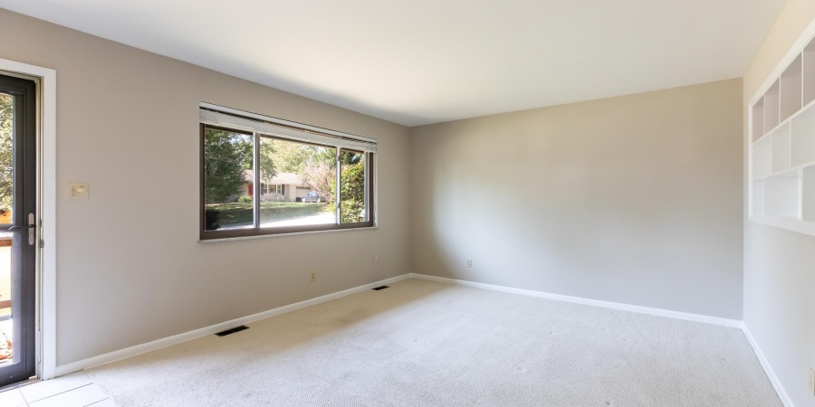 2845 S Brookside Drive, Bloomington, Indiana 47401-7305,MLS,202539757